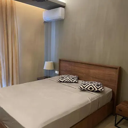 Delfini & Hotell