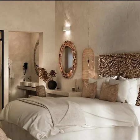 Delfini & Hotell Archangelos (Rhodes)