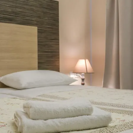 Hotell Delfini & Archangelos (Rhodes)